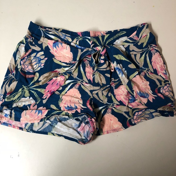 Gypsies and Moondust Pants - Floral Shorts